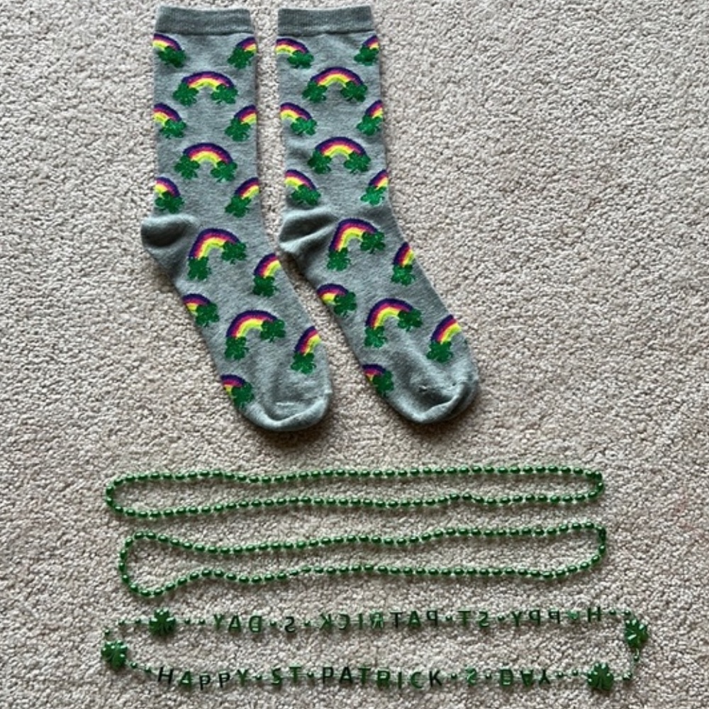 St. Patrick’s Day Crew Sock and Necklaces Bundle